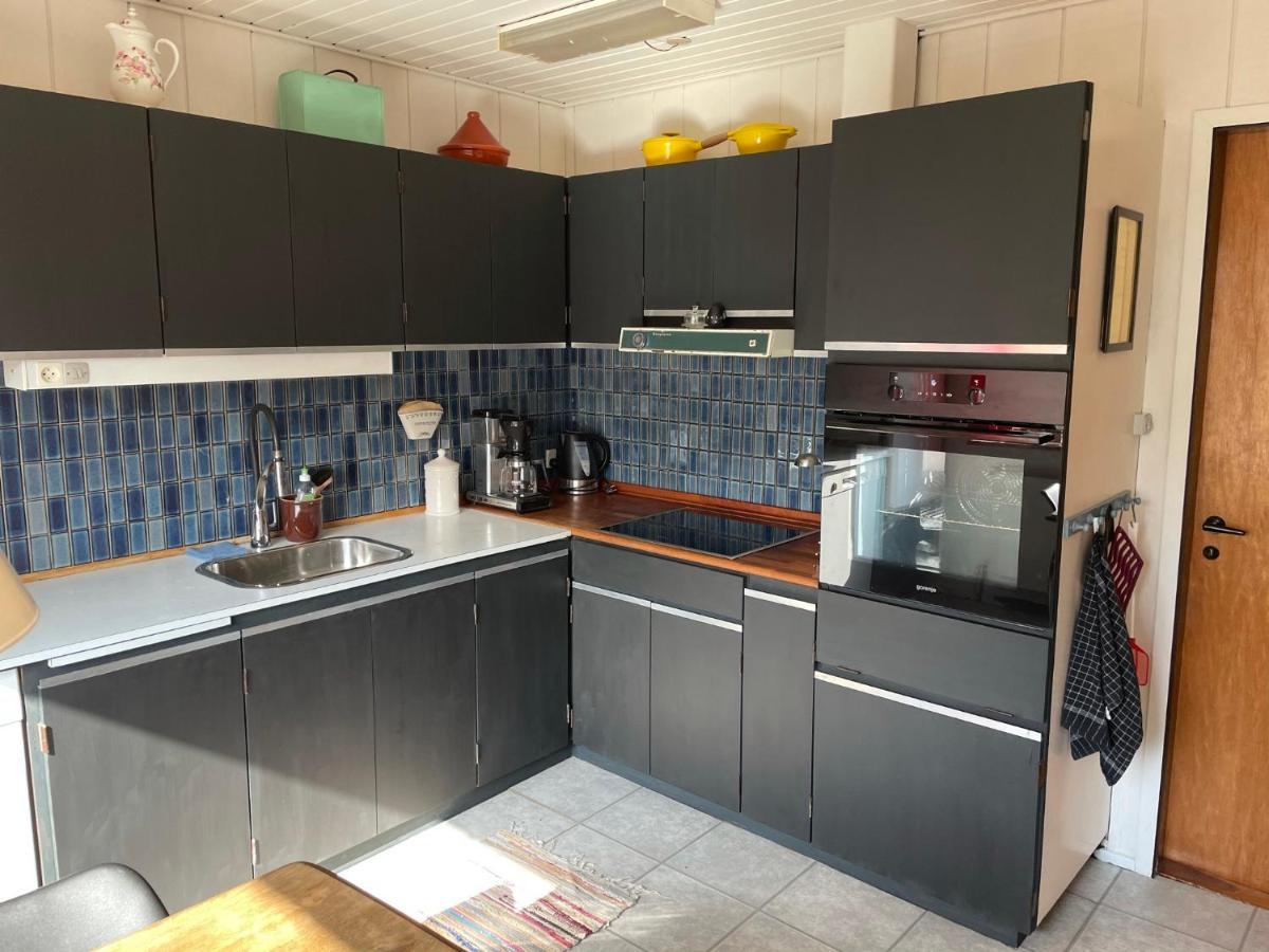 Apartamento Retro Bolig - Fyldt Med Hygge! Ingen Luksus Kolind Exterior foto