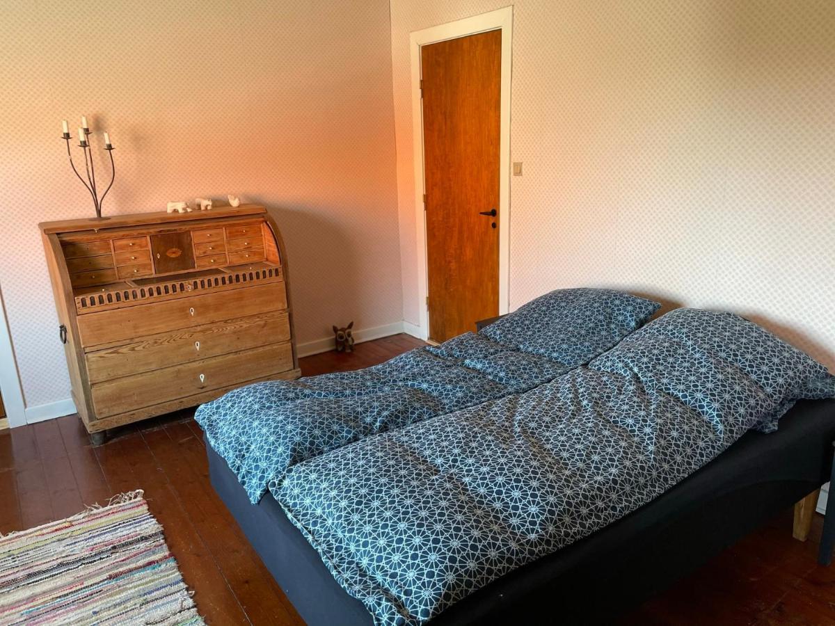 Apartamento Retro Bolig - Fyldt Med Hygge! Ingen Luksus Kolind Exterior foto